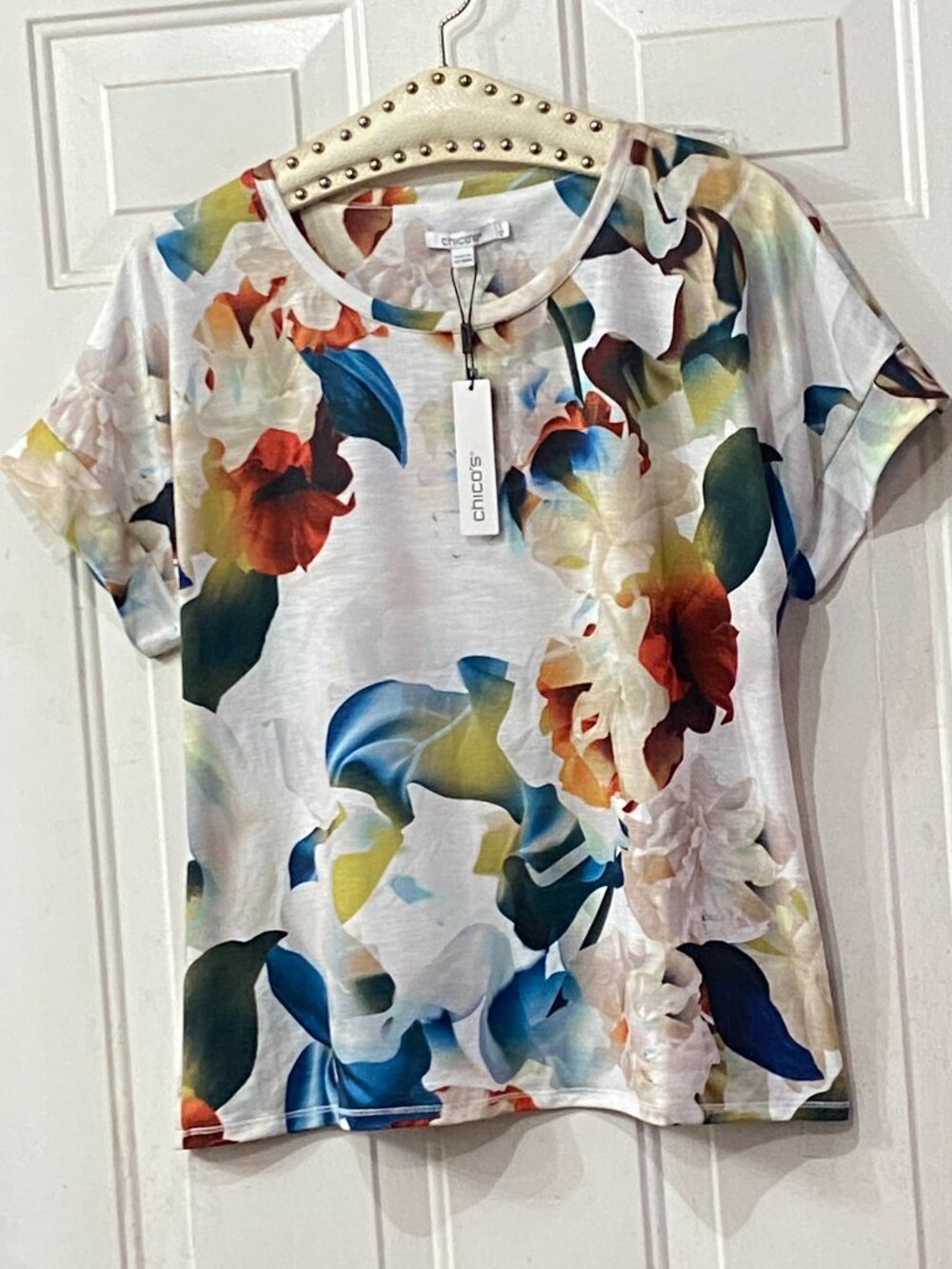 NWT Chico's Sz 1 (M) Tee Shirt Short Cap Sleeve Multicolor Watercolor Floral
